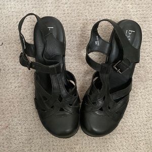 Born NWOT Mary Janes